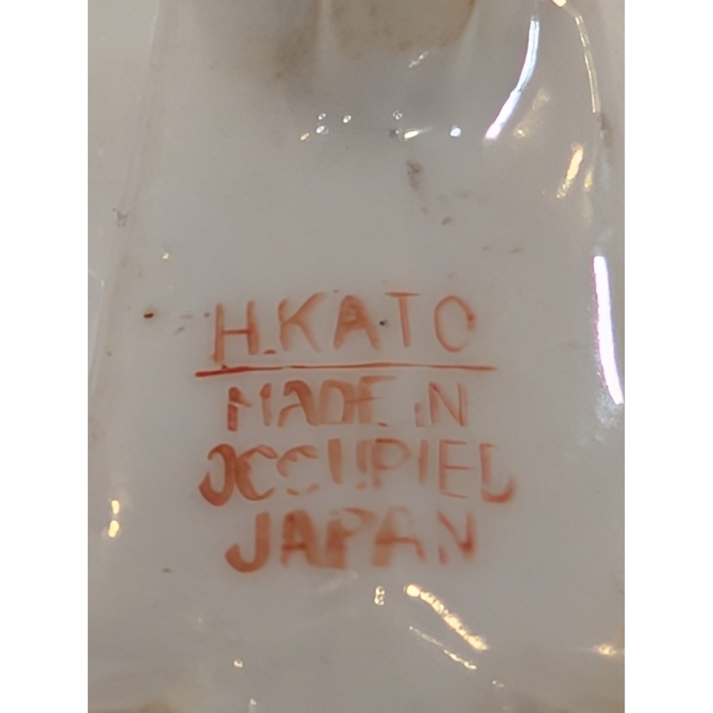 H Kato Vintage Occupied Japan Miniature Ceramic Wheelbarrow Planter Figurine‎ 2" - Picture 4 of 7